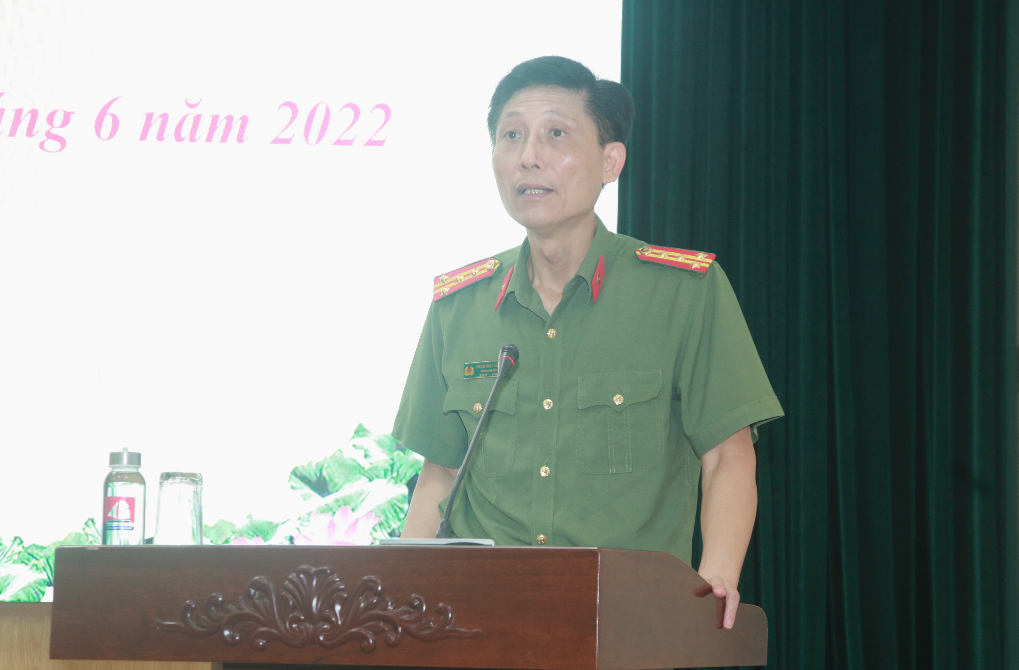 Hội nghị báo cáo viên thành phố tháng 6/2022: Tuyên truyền sâu đậm về 60 năm lực lượng Cảnh sát Nhân dân